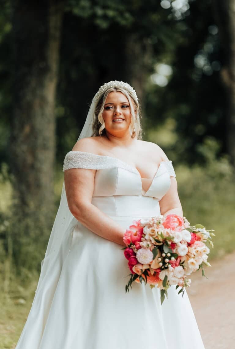 Bijoux Bride Krisell at her Kinkell Byre Wedding