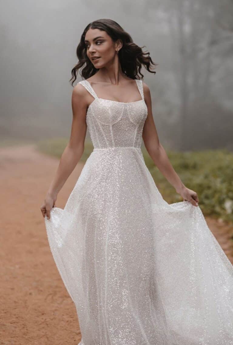 Allure Bridals Abella Colletion | Style E468 | Constancia Close Up