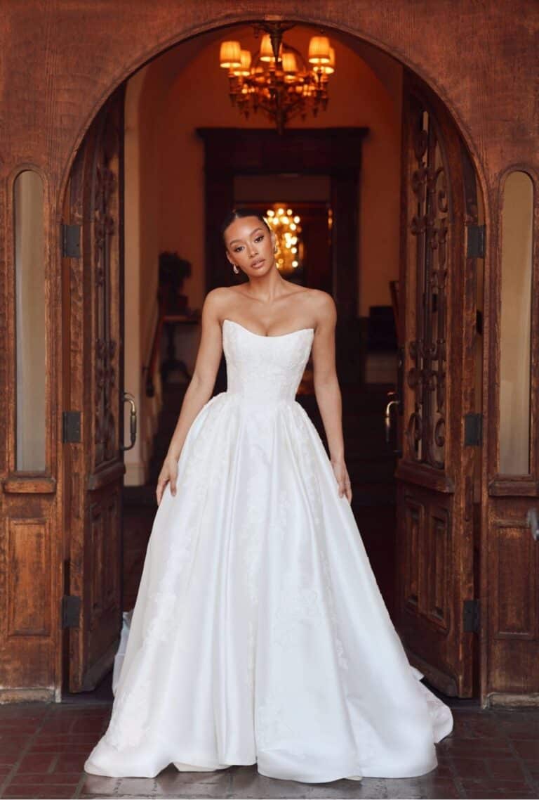 Essense of Australia | Bijoux Bridal | Style D4265