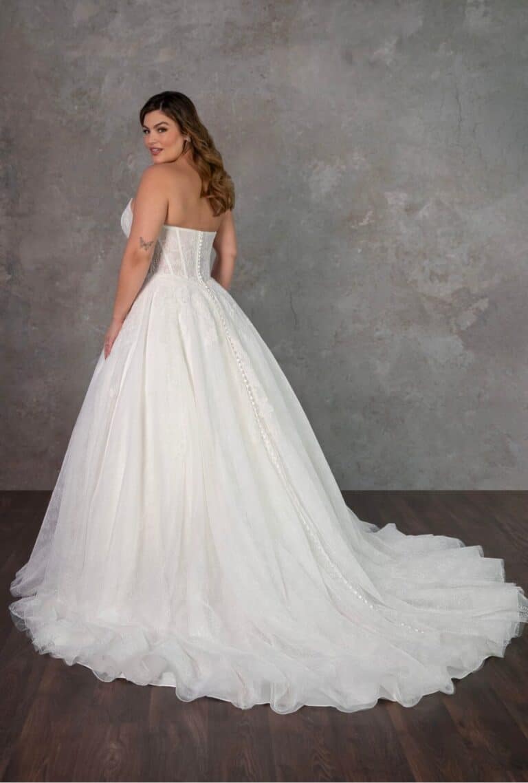 Essense of Australia style D4270 available at Bijoux Bridal