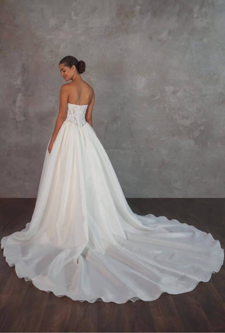 Essense Wedding Dress Style D4351