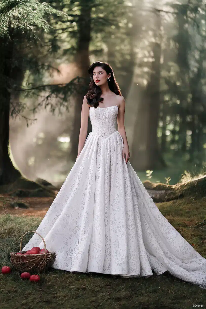 allure-disney-D467-SnowWhite