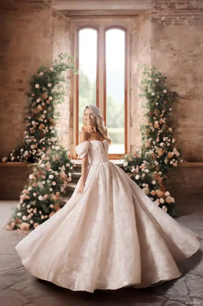 allure-disney-DP451-Aurora-01