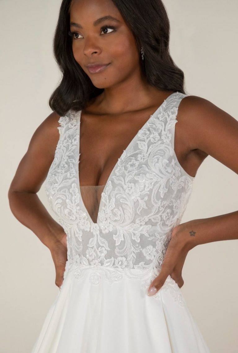 Everybody Everybody Wedding Dress style 7895