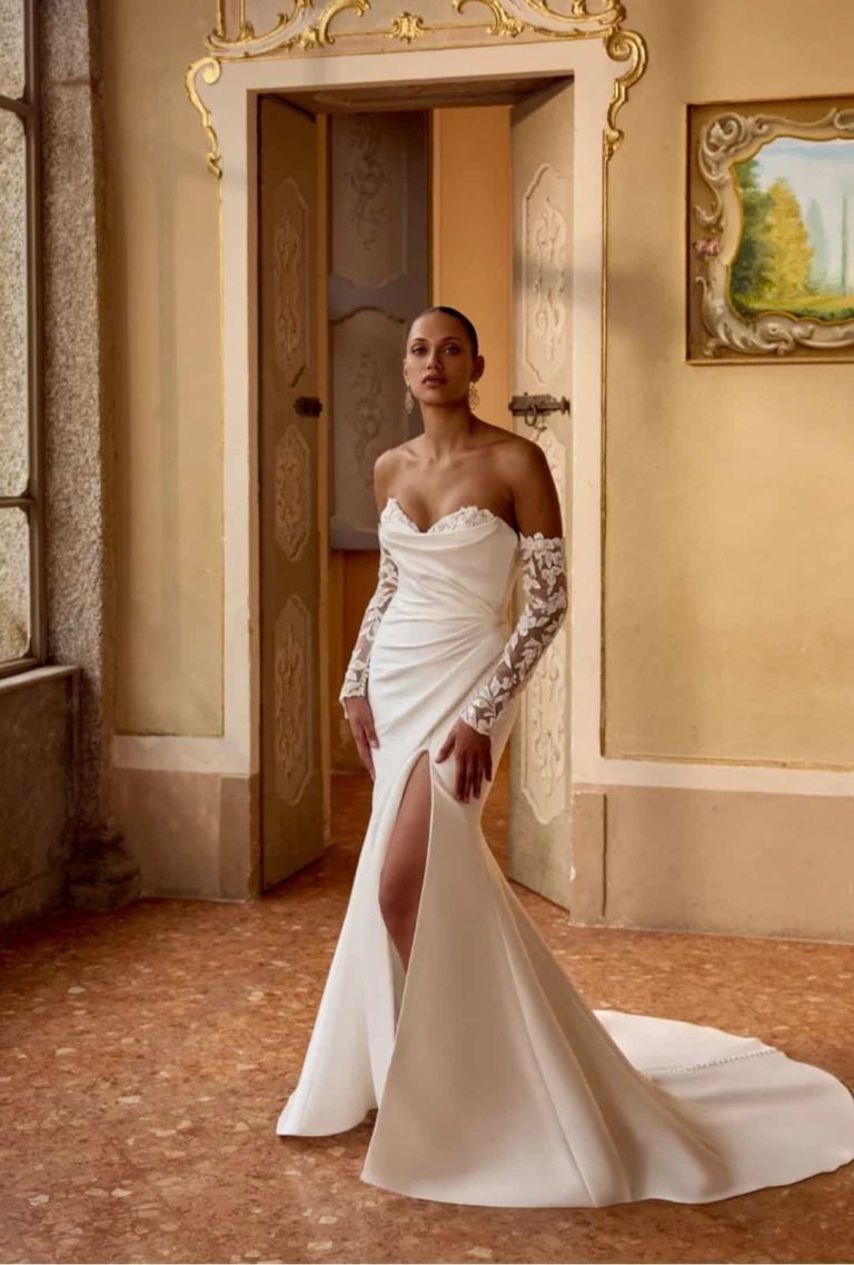 Kendall with lace sleeves from Justin Alexander