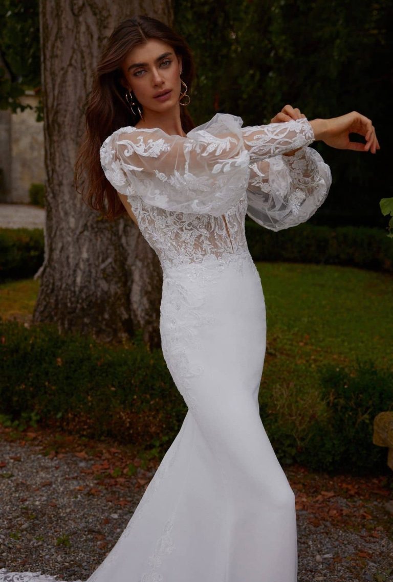 Justin Alexander Wedding Dress Style 88391 - Izara - Close Up Sleeves