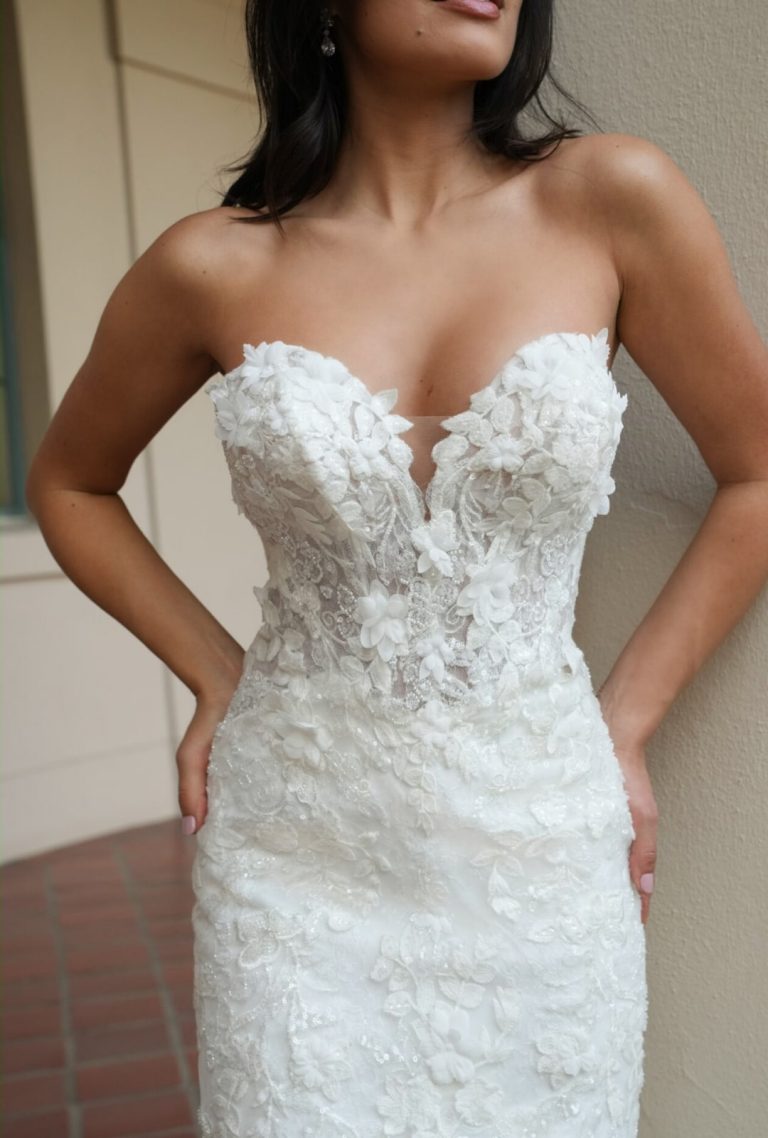 Stella York Wedding Dress style 7924 Close Up